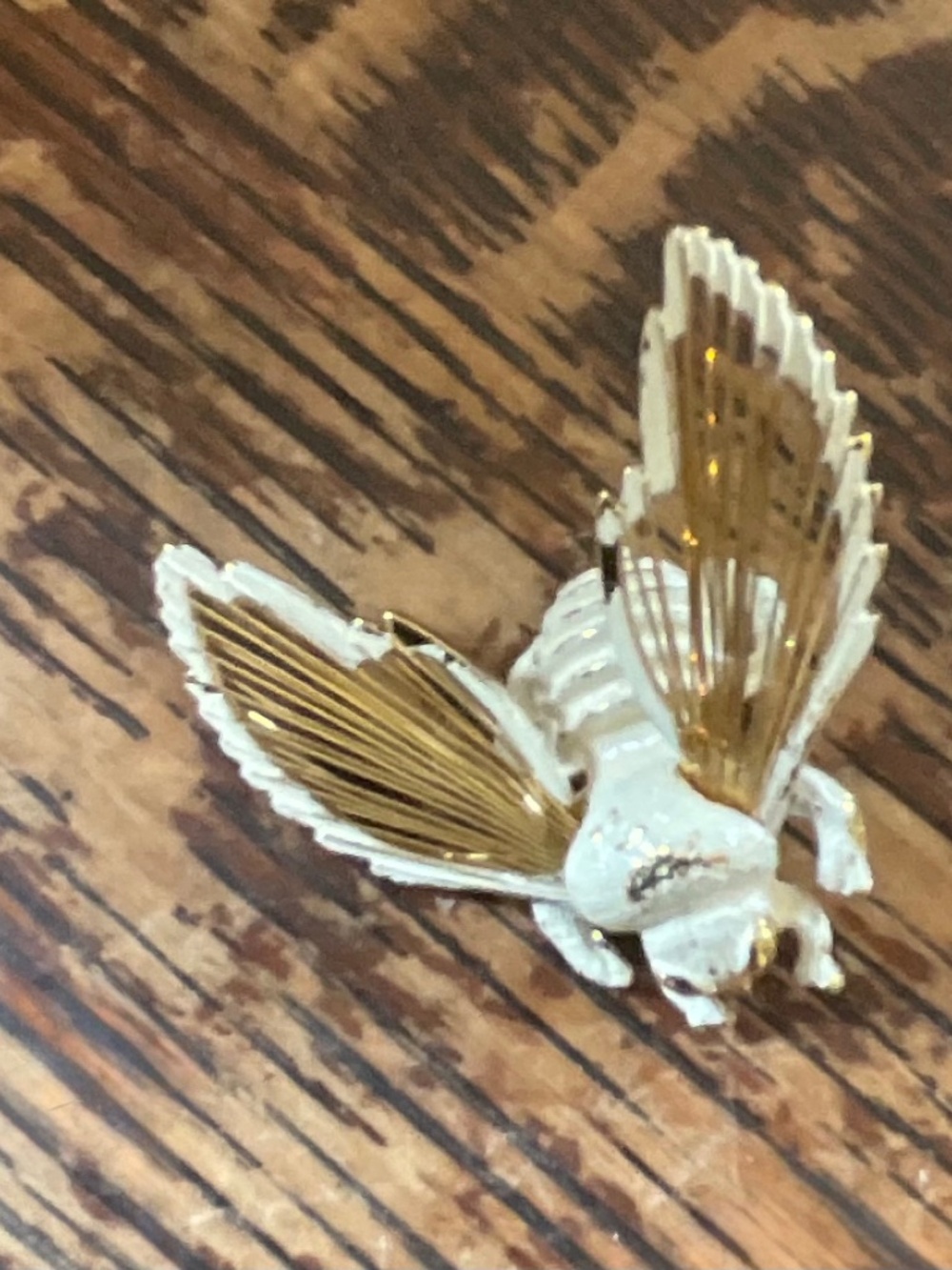 VINTAGE  BUG BROOCH , made by  MONET .